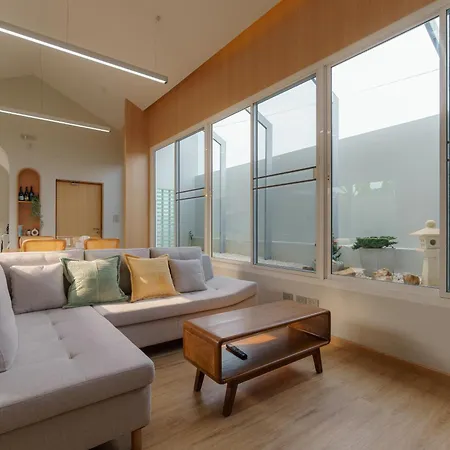 Villa Jinju Little House